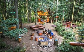 Treehous Sneznik S Wellness